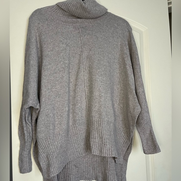 Ruby Moon Sweater - Picture 3 of 6